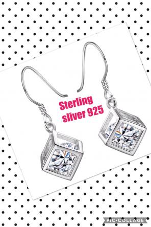 Brand New Sterling Sliver 925 Earring