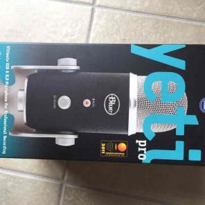 Blue Yeti Pro USB Condenser Microphone