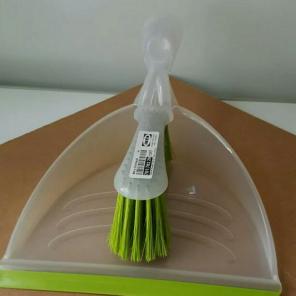 IKEA BLANKA
DUST PAN
GREEN ~NEW