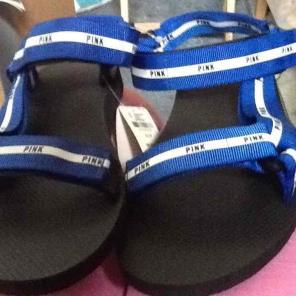 NEW VICTORIAS SECRET BEACH SANDELS