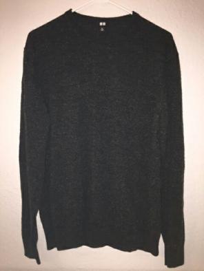 Uniqlo men's Sweater