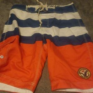 VEUCMen's XS American Eagle board shorts