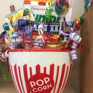 Candy bouquet in popcorn glass