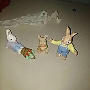 Three little Easter bunnys