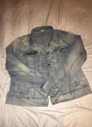 Jean Jacket fits Large Best