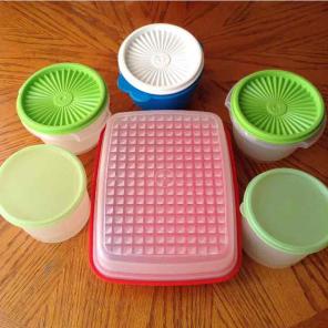 Tupperware bundle