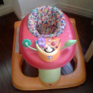 Chicco 1-2-3 Activity Walker