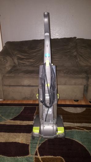 Carpet cleaner