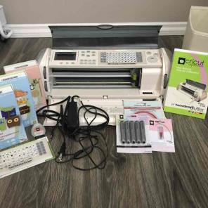 Cricuit Expressions Machine