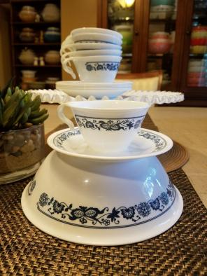 Corelle old town blue onion dishes