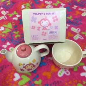 Chi Chai Monchan Sanrio Mug and Teapot