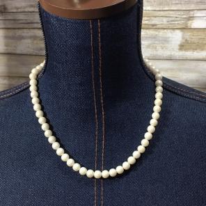 Vintage D.B. Metal 19" White Necklace