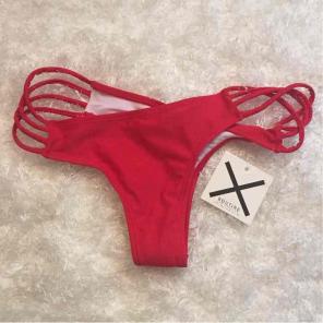 Boutine LA Rose Classic Strappy Bottom