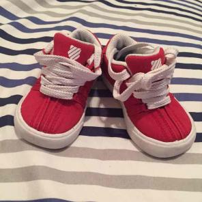 K SWISS