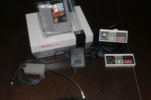 Nintendo classic with rare single smbros