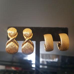 Vintage Monet clipon gold earrings 2pair
