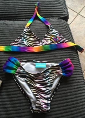 Toddlers 2 piece bikini size 3T