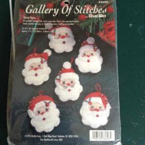 Adorable Santa felt face kit