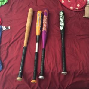 4 Youth baseball Bats.