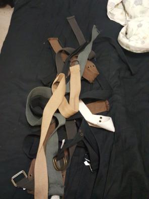 Cargo pants belts