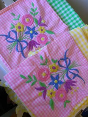 Vintage Gingham Fabric w/scraps Mixed Lo