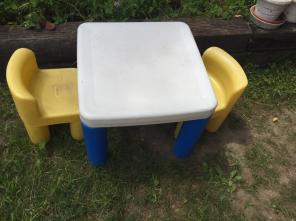 Little Tykes Chairs And Table