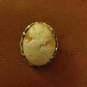 Vintage 2 shell cameo in sterling