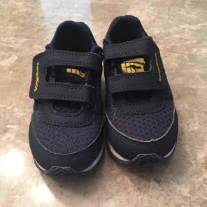 Toddler Boys Size 9.5 Navy Sneakers