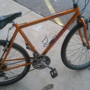 Trek 800