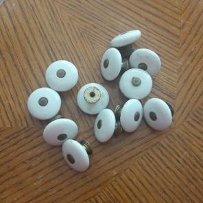 12 Vintage drawer knobs