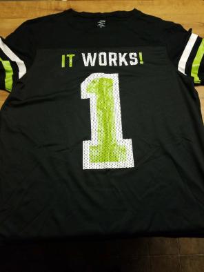 XL IT WORKS JERSEY SHIRT