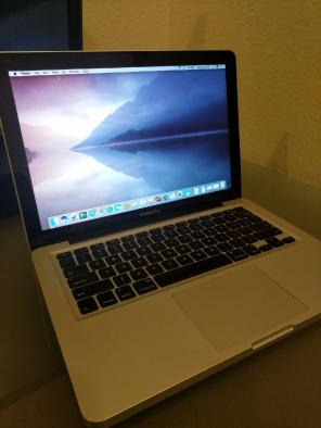 Macbook pro 13 inch late 2011 i5 500gb