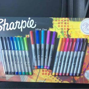 Sharpie Markers