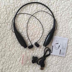 Wireless Bluetooth black headphones