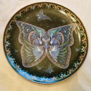 Sapphire Splendor Plate