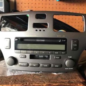 Factory Radio Lexus