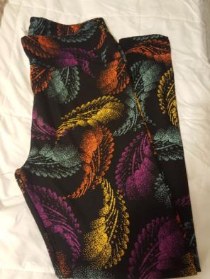 New! Lularoe TC Feather leggings