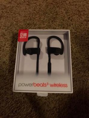 Powerbeats 3