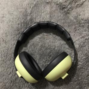 Infant Banz Earmuffs