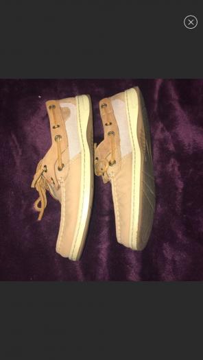 Size 6 Sperrys