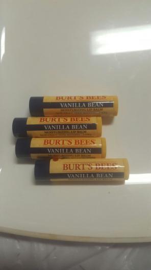 Burt bees vanilla bean x4