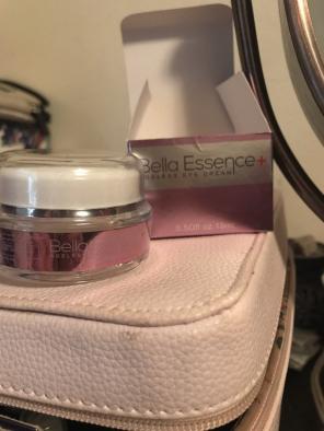 Bella Essence Eye Cream
