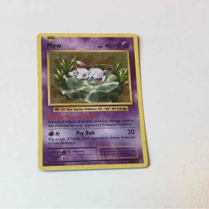 Holo mew pokémon