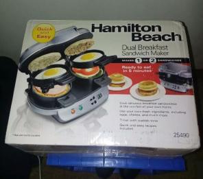 Dual Breakfast Sandwich Maker
