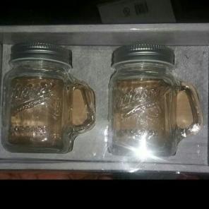 Glass Mason jars salt and pepper set
