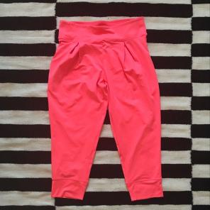 NWT Fabletics Yoga Capri