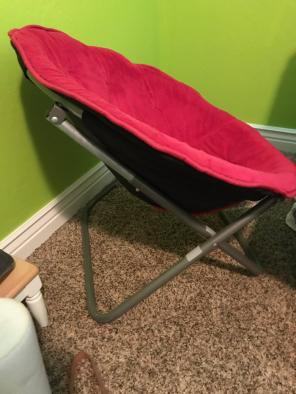 Princess Pouch Chair