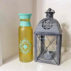 Small shabby chic vase decor