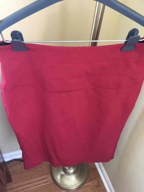 Venus red skirt size M