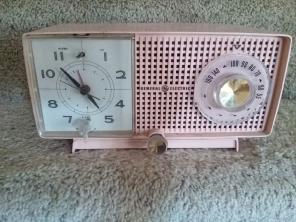 Untested GE Tube Radio No chord free SP